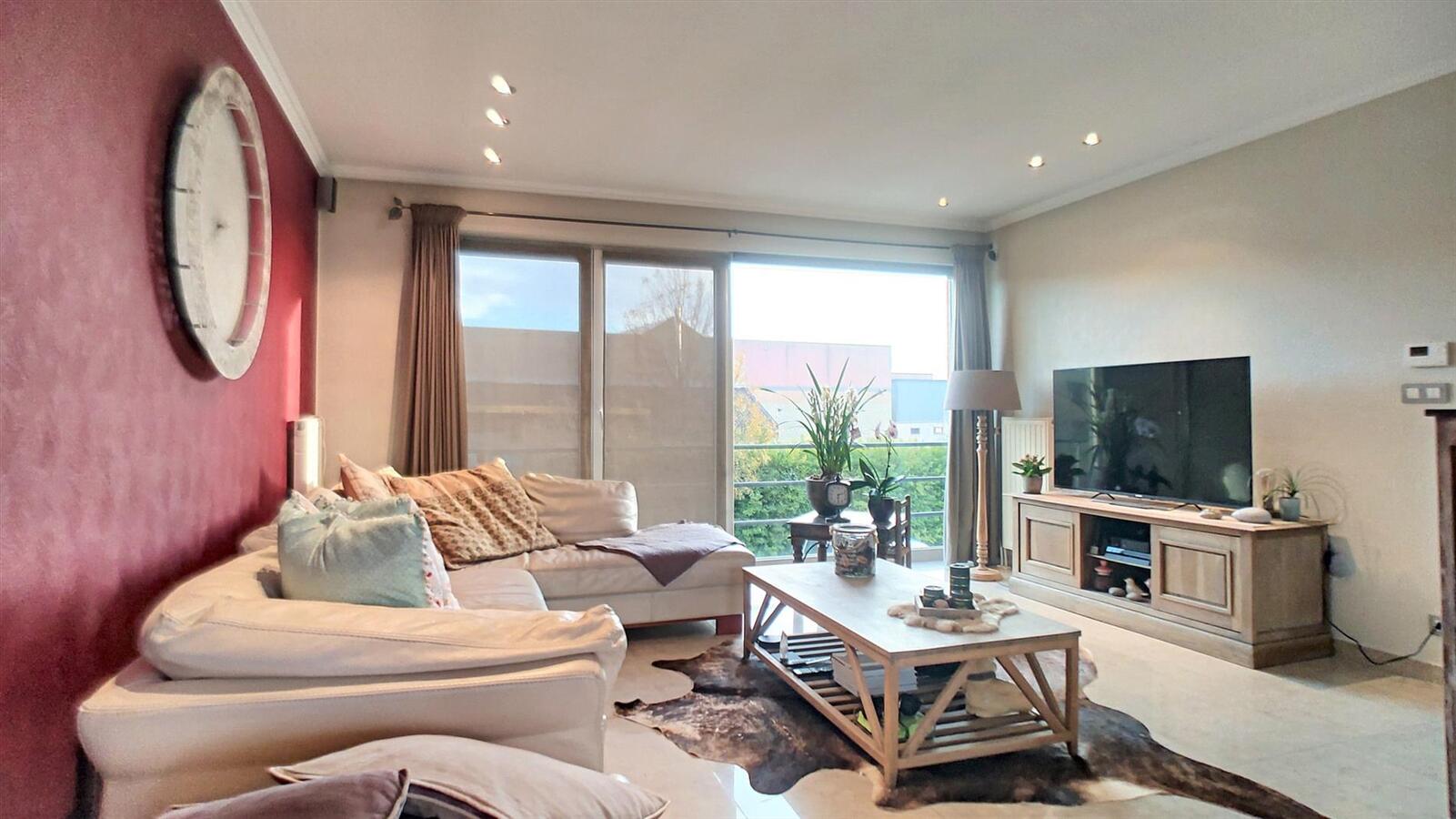 Knappe gezinswoning met vier slaapkamers en tuin - Zeebrugge 