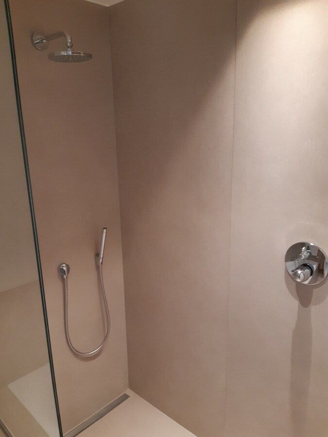 Exceptioneel appartement in hartje Dikkelvenne. 