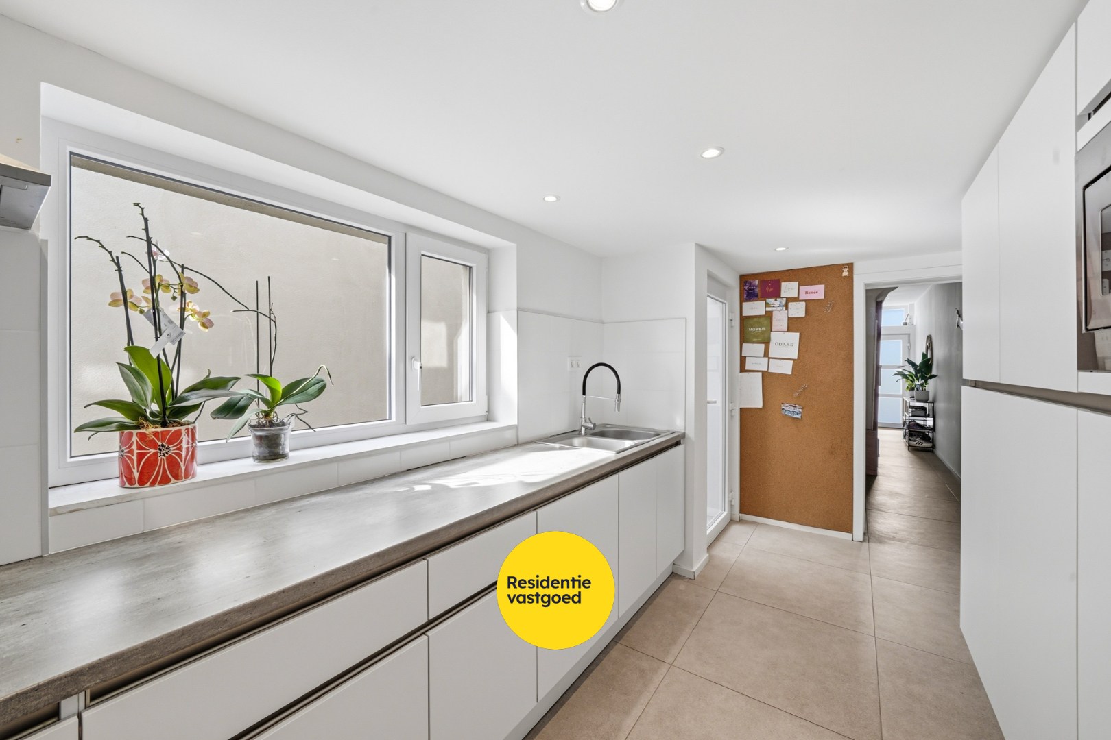 Instapklare woning met 3 slaapkamers en tuin met zicht op de Spuikom 