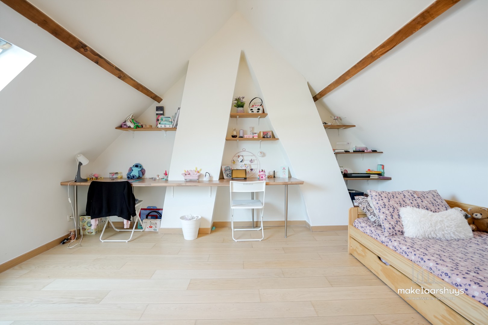 Instapklare woninig nabij het UZ met 3 kamers en tuin 