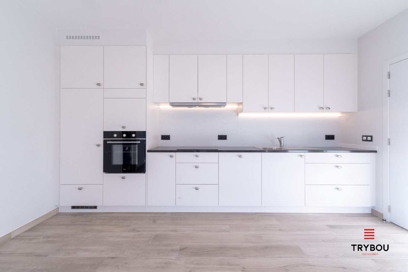 Instapklare, energiezuinige seniorenwoning in hartje Reninge 