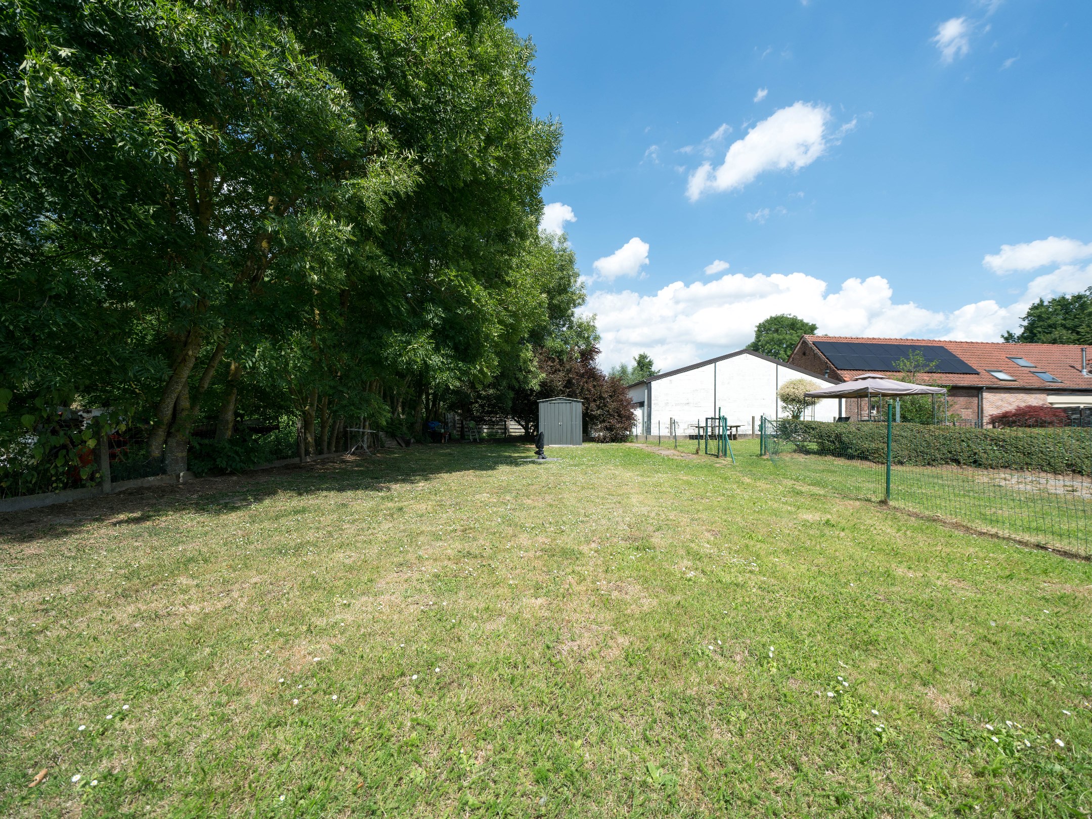 Woning op gegeerde locatie met uitbreidingsmogelijkheden 