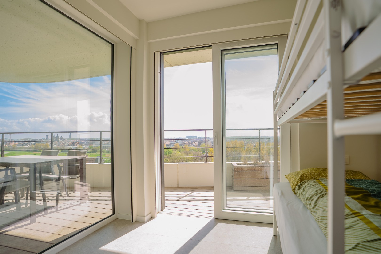 HIGH END 3 SLPK APP - TERRAS - ZICHT OP GOLF 