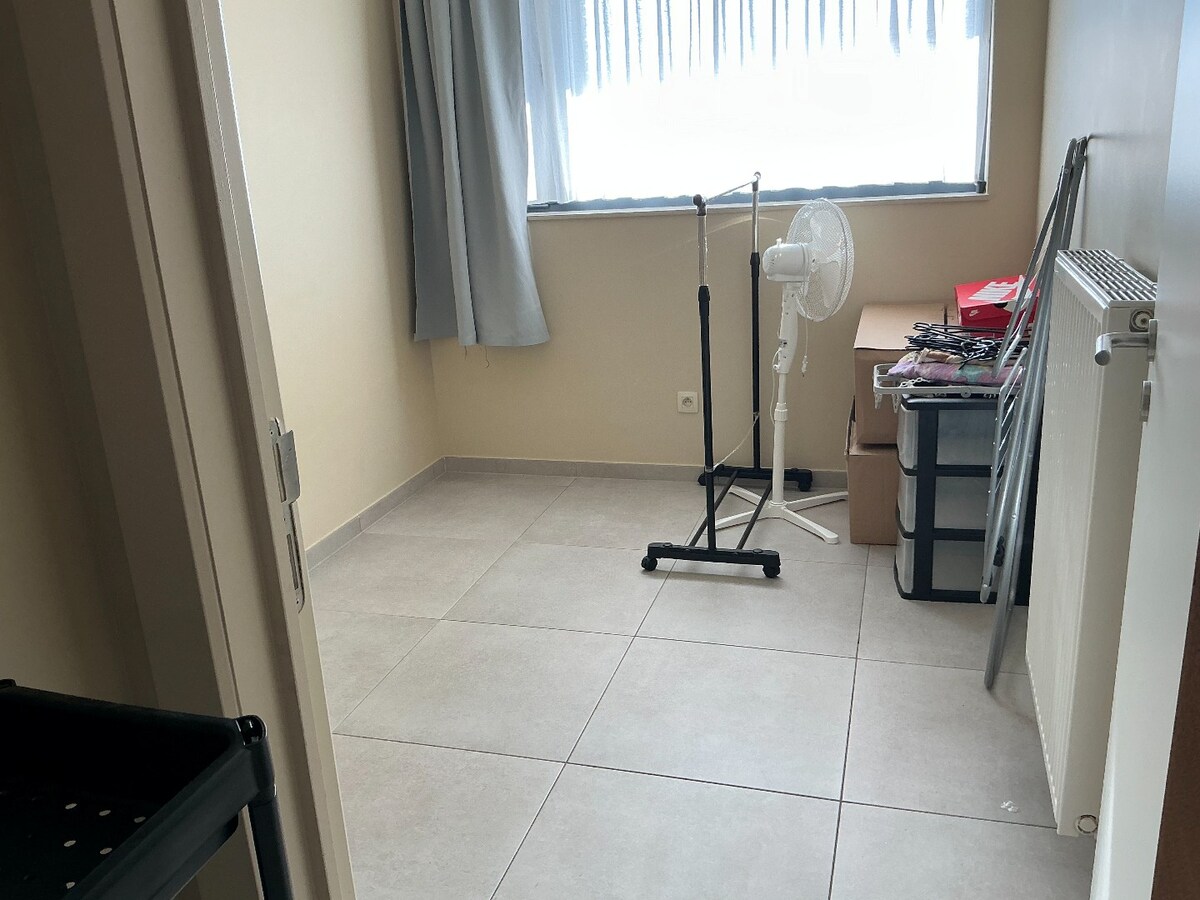 Nieuwbouwappartement met 2 slaapkamer op de Markt in Houthulst 