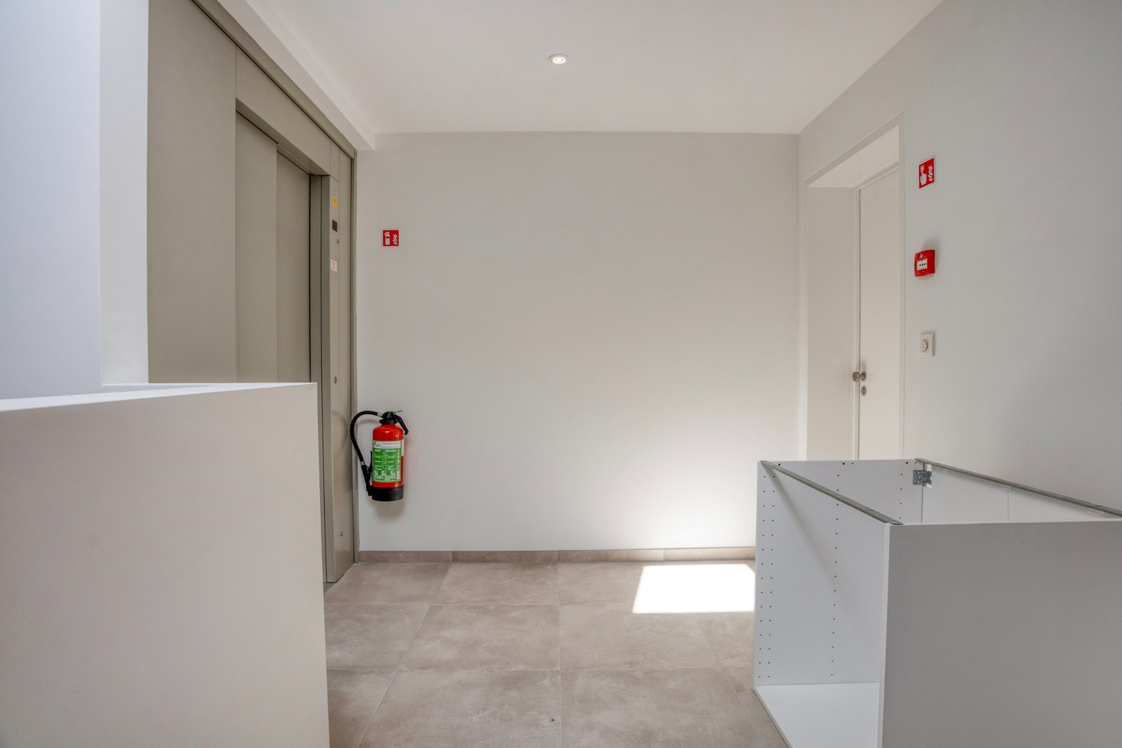 Gerenoveerd ruim en lichtrijk appartement met 2 slaapkamers - EPC  72Kwh/m² 
