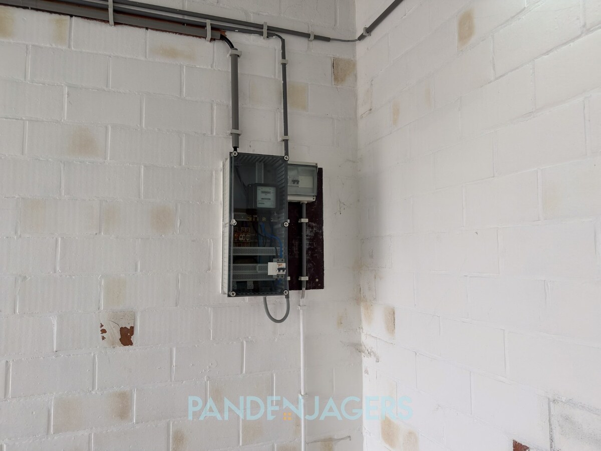 Unieke kans: ruime garage in felbegeerde wijk te Duffel 