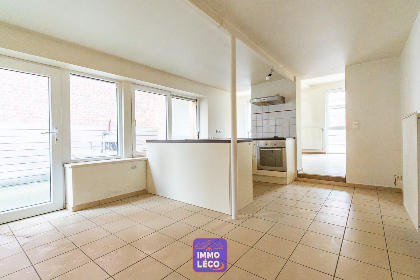 Appartement DUPLEX avec terrasse et parking privatif, au cœur du centre de Pecq ! 