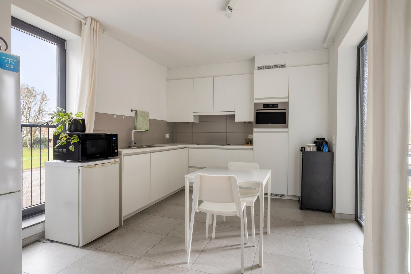 Instapklaar en energiezuinig appartement met 2 slpk. nabij Geel-Centrum 