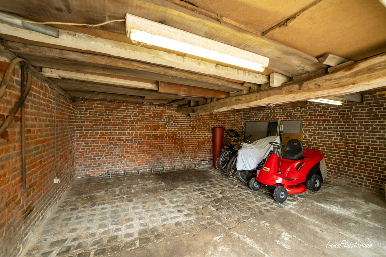Property for sale in Roosdaal