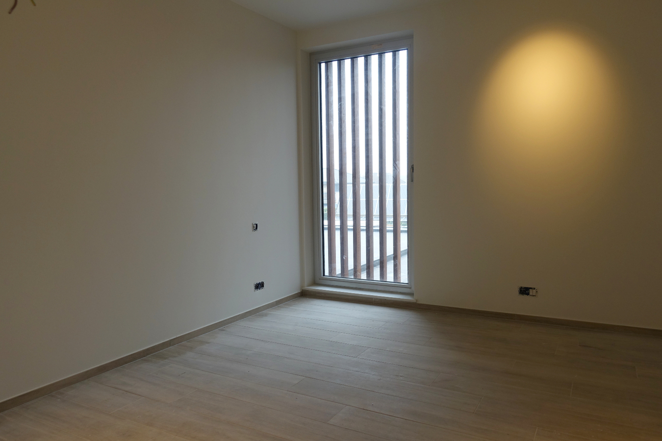 Kwalitatief nieuwbouwappartement met  enorm terras 