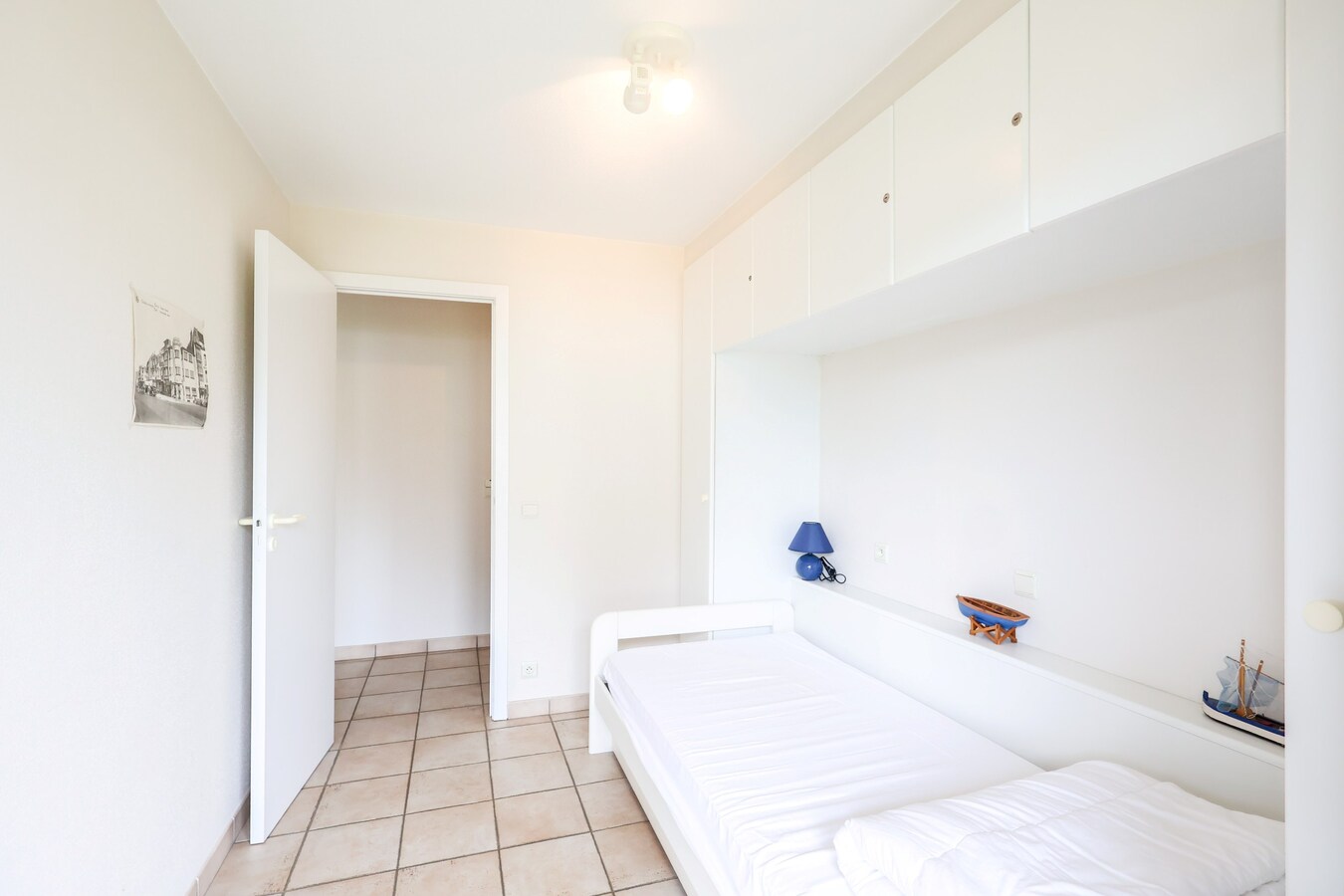 Instapklaar gelijkvloers appartement op wandelafstand van de Zeedijk en het strand! 