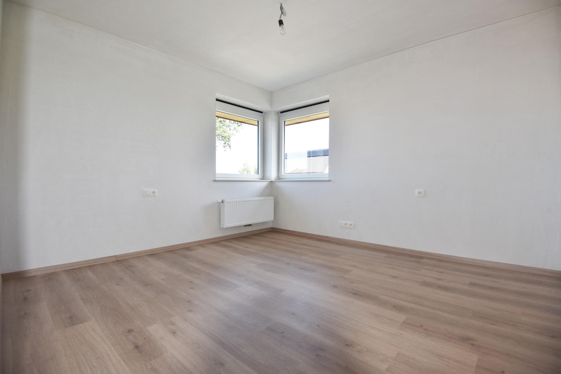 NIEUWBOUW HOB met 3 slpks en tuin te ADEGEM 