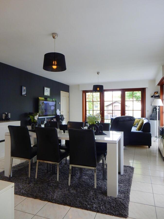 Ruime bungalow met veel mogelijkheden 