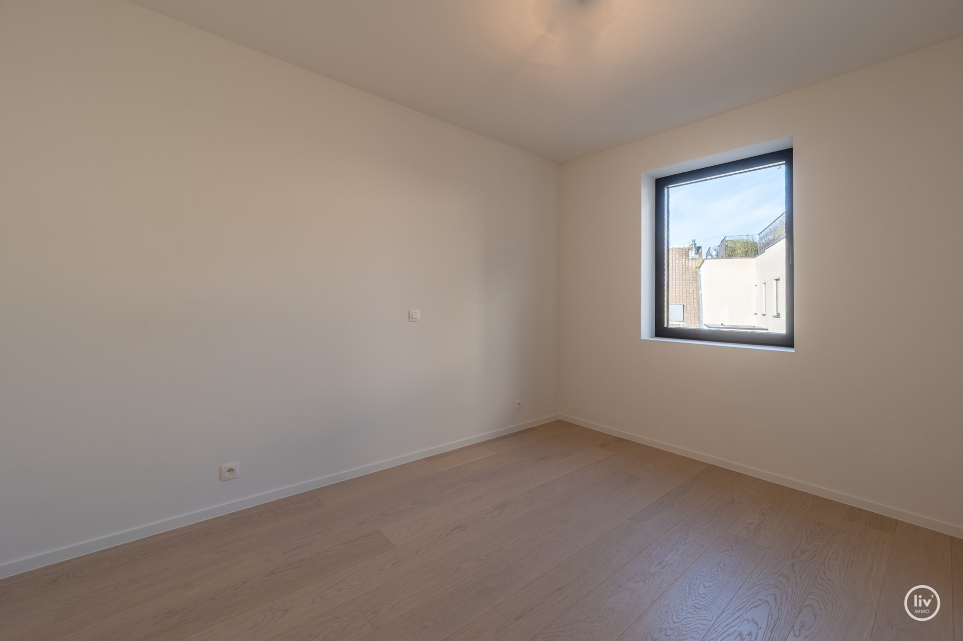 Centraal gelegen nieuwbouw-appartement in de residentie Maurice (met mogelijkheid tot aankoop van een inpandige autostaanplaats). 