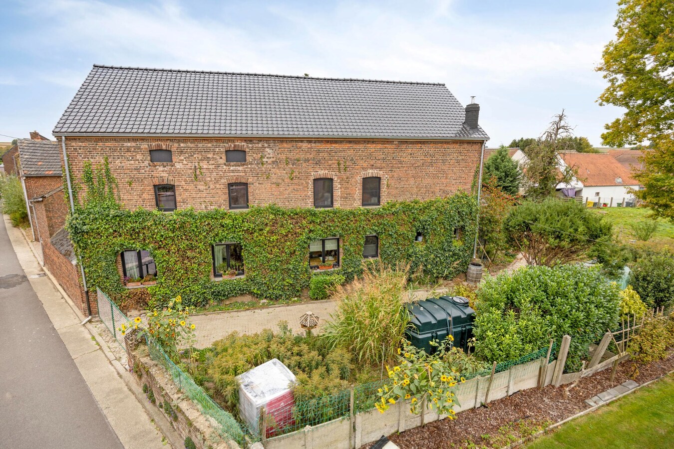 HOEVE in Hoegaarden met 5 slaapkamers (Kangoeroewoning) 