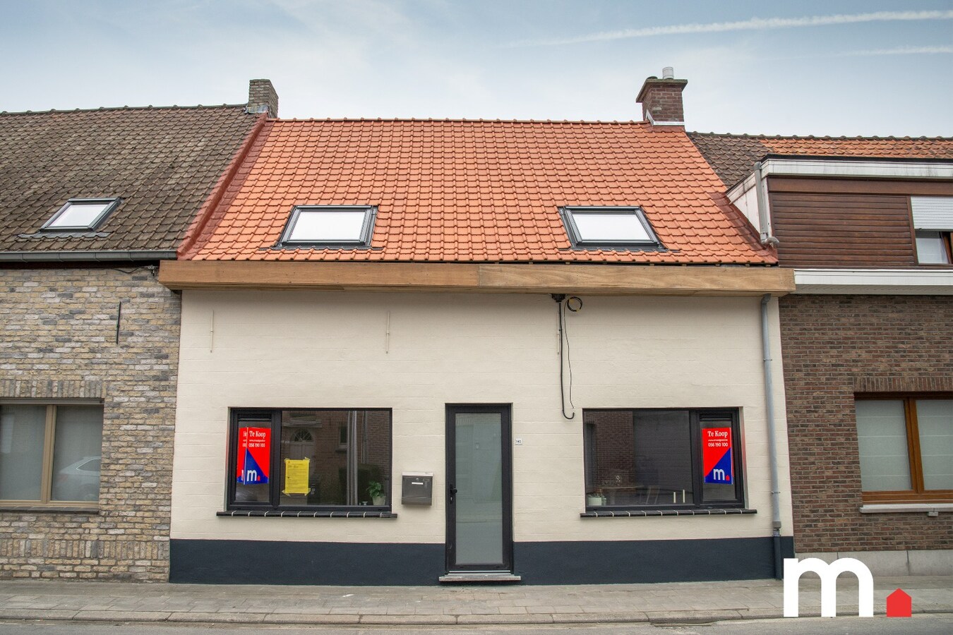 Totaal gerenoveerde woning met grote tuin en 3 slaapkamers te Heule ! EPC A ! 