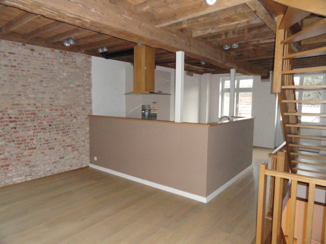 Ruime woning met garage 