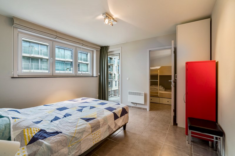 « Appartement de vacances spacieux avec 3 chambres à coucher - SVZ318 