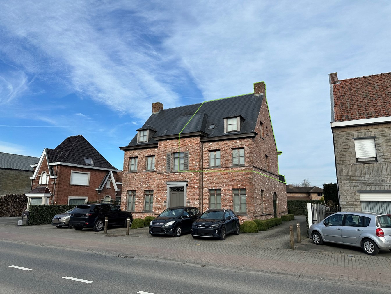 Stijlvol duplex appartement met 3 slaapkamers en groot terras 