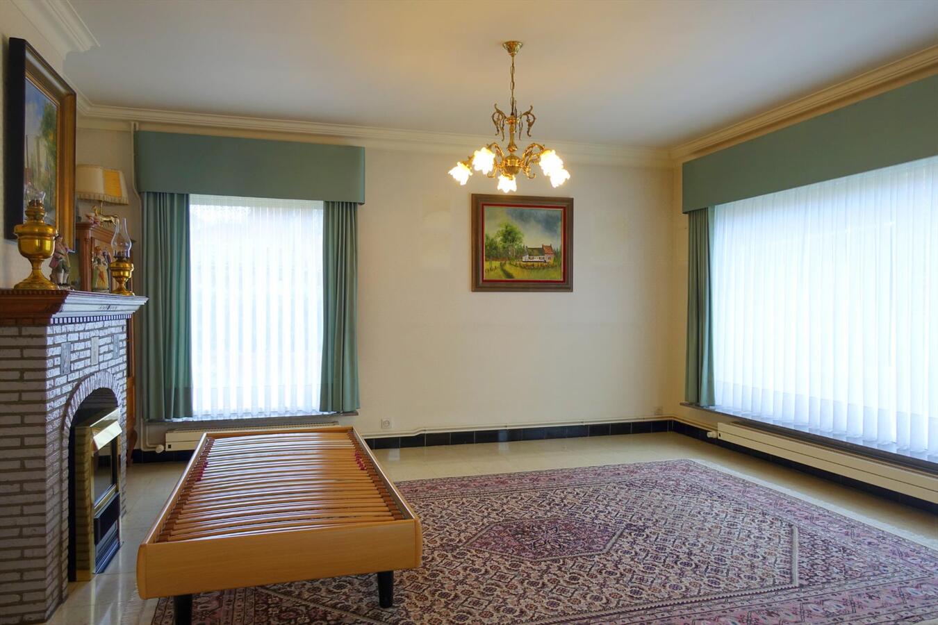 Rustig gelegen woning met garage 