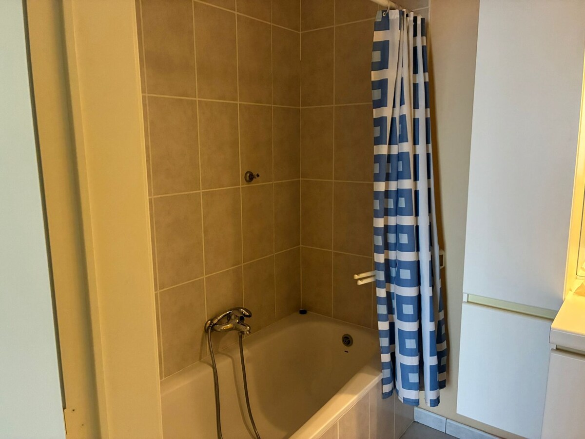 Ruim appartement op de eerste verdieping met twee slaapkamers en zonnig terras 