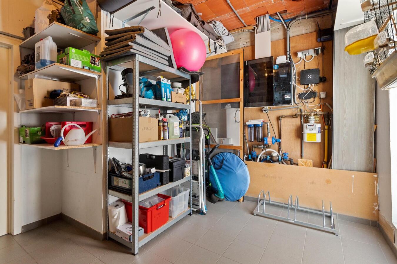 Energiezuinige woning in loftstijl met grote lichtrijke leefruimte. 