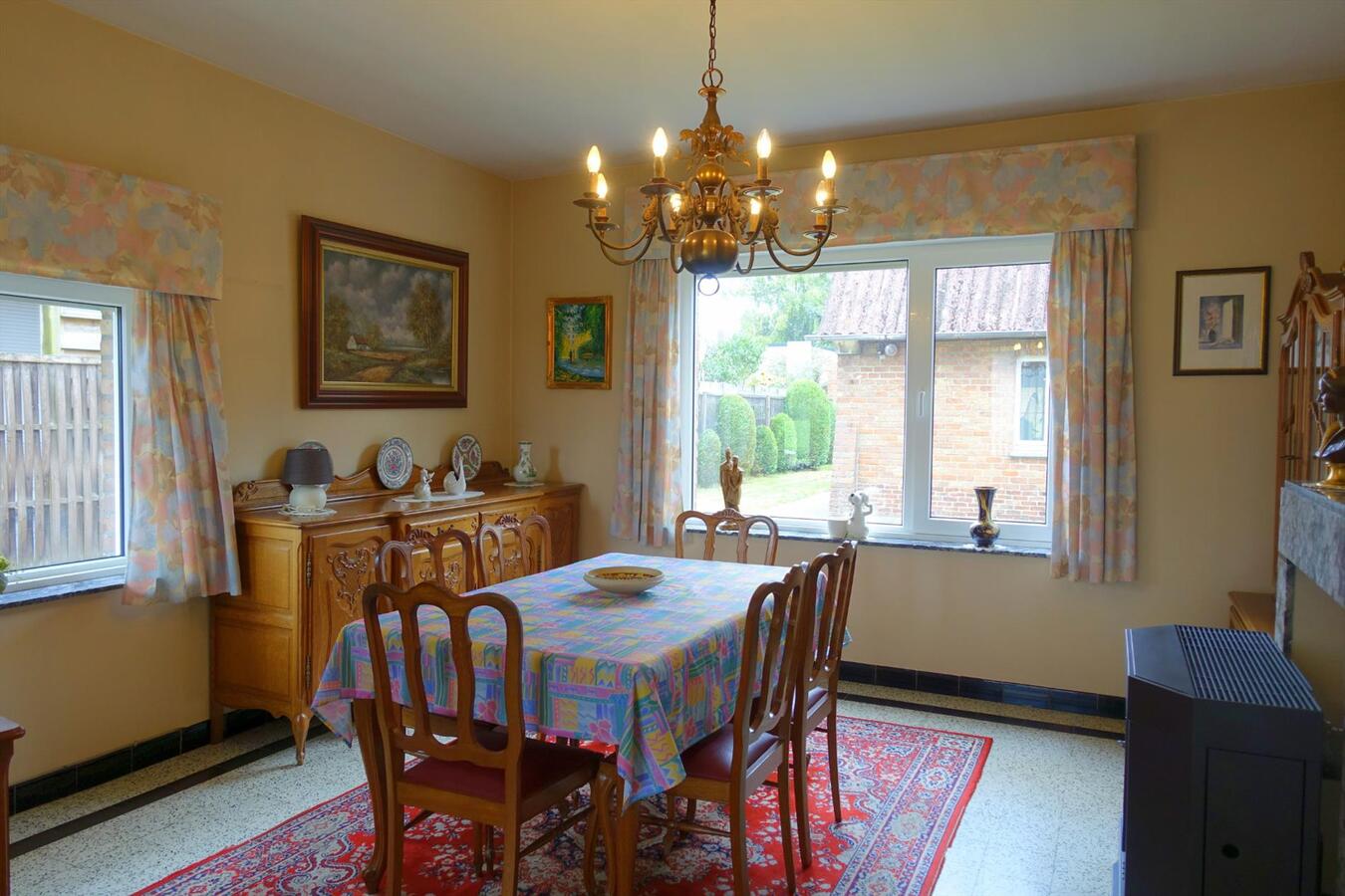 Rustig gelegen woning met prachtige tuin 