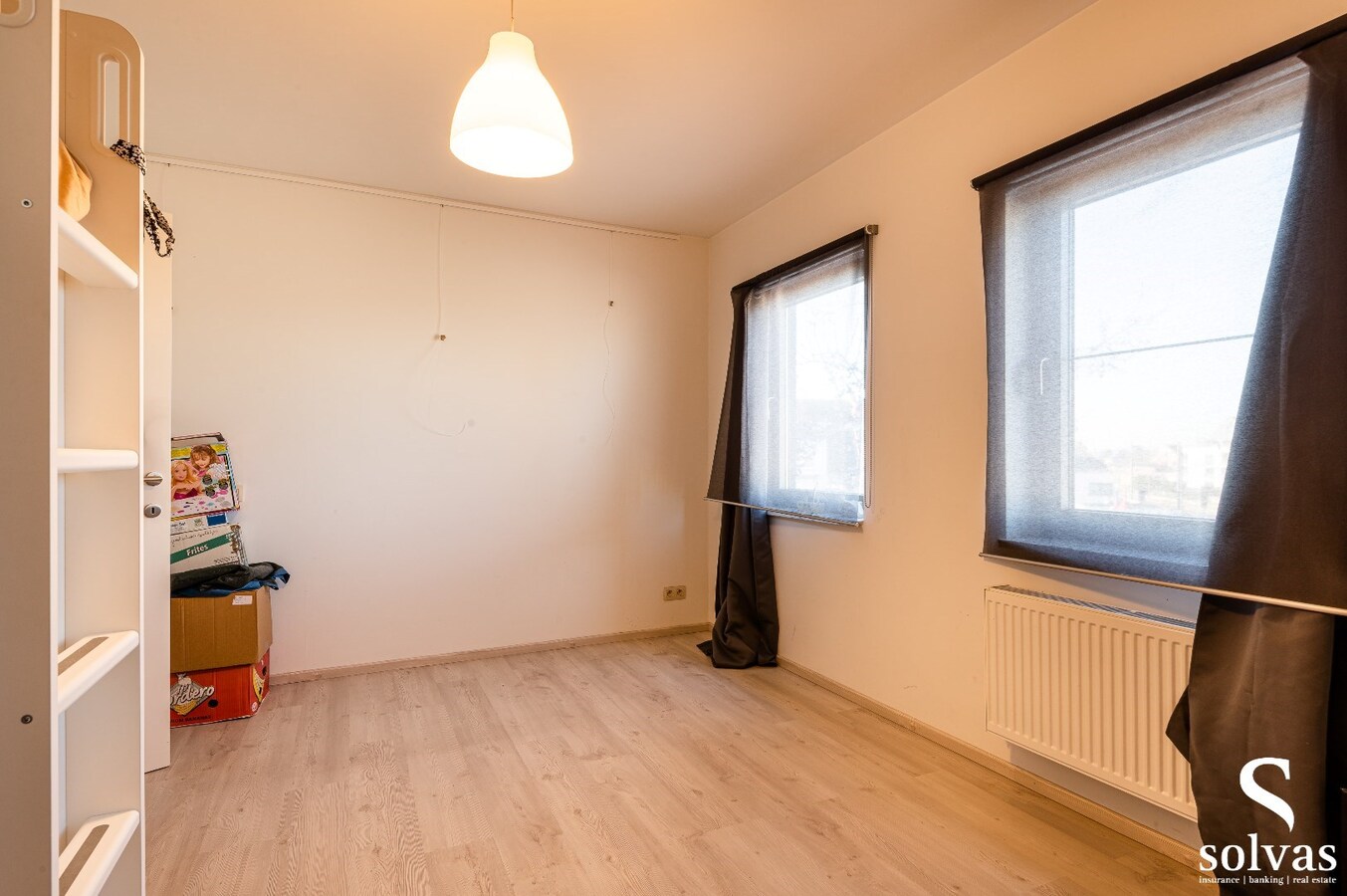 Ruim 3-slaapkamer appartement te Aalter! 