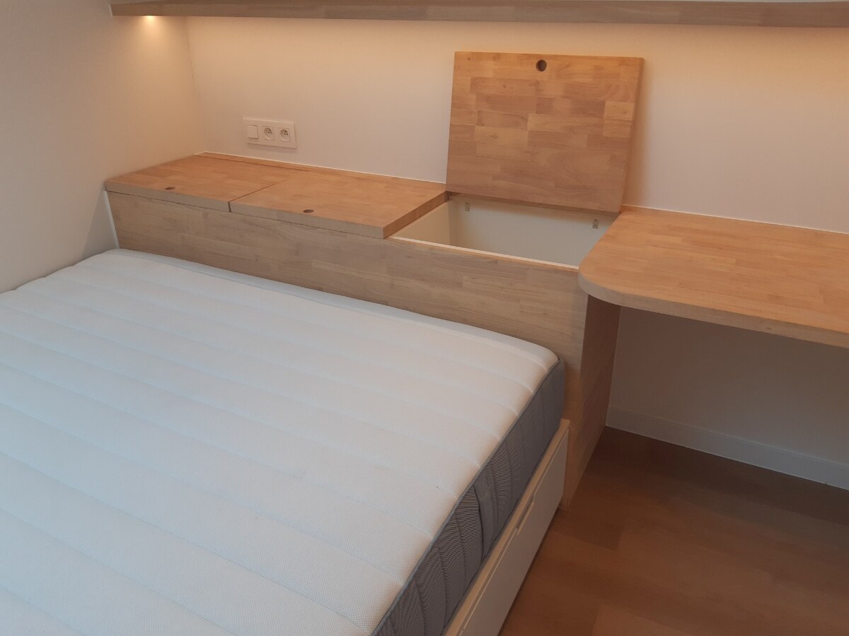 Stijlvol woonhuis-appartement. 