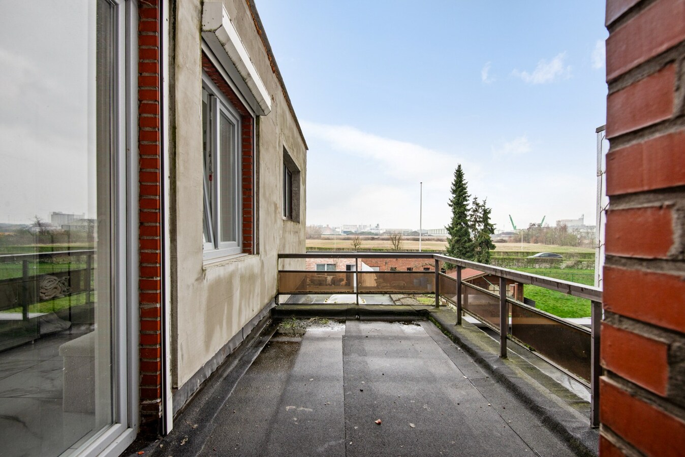 Gerenoveerde woning met 3/4 slpk, garage en tuin te Boom! 