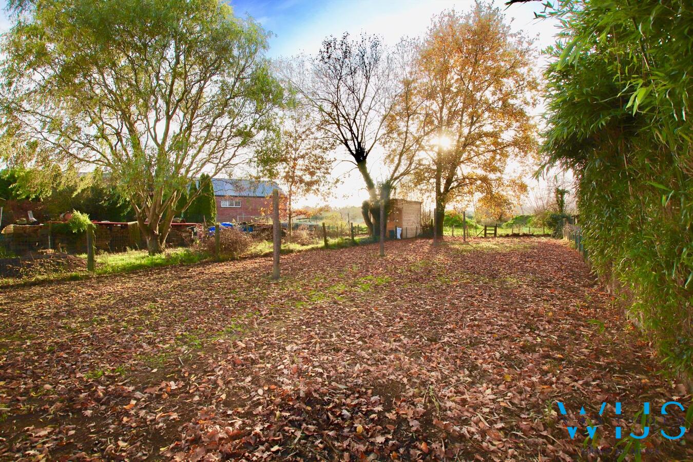 Te renoveren woning op een zonnig perceel van 760 vierkante meter te BELZELE! 