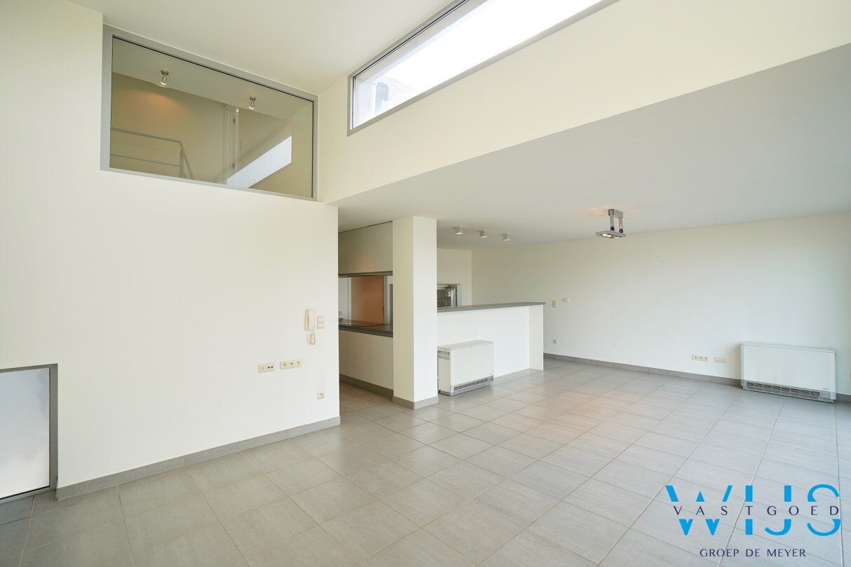 Uniek lichtrijk tweeslaapkamerappartement in hartje ERTVELDE! 