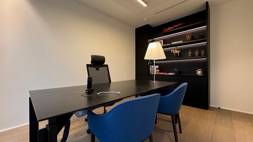 Hoogwaardig afgewerkt kantoor te koop aan de Sterre in Gent