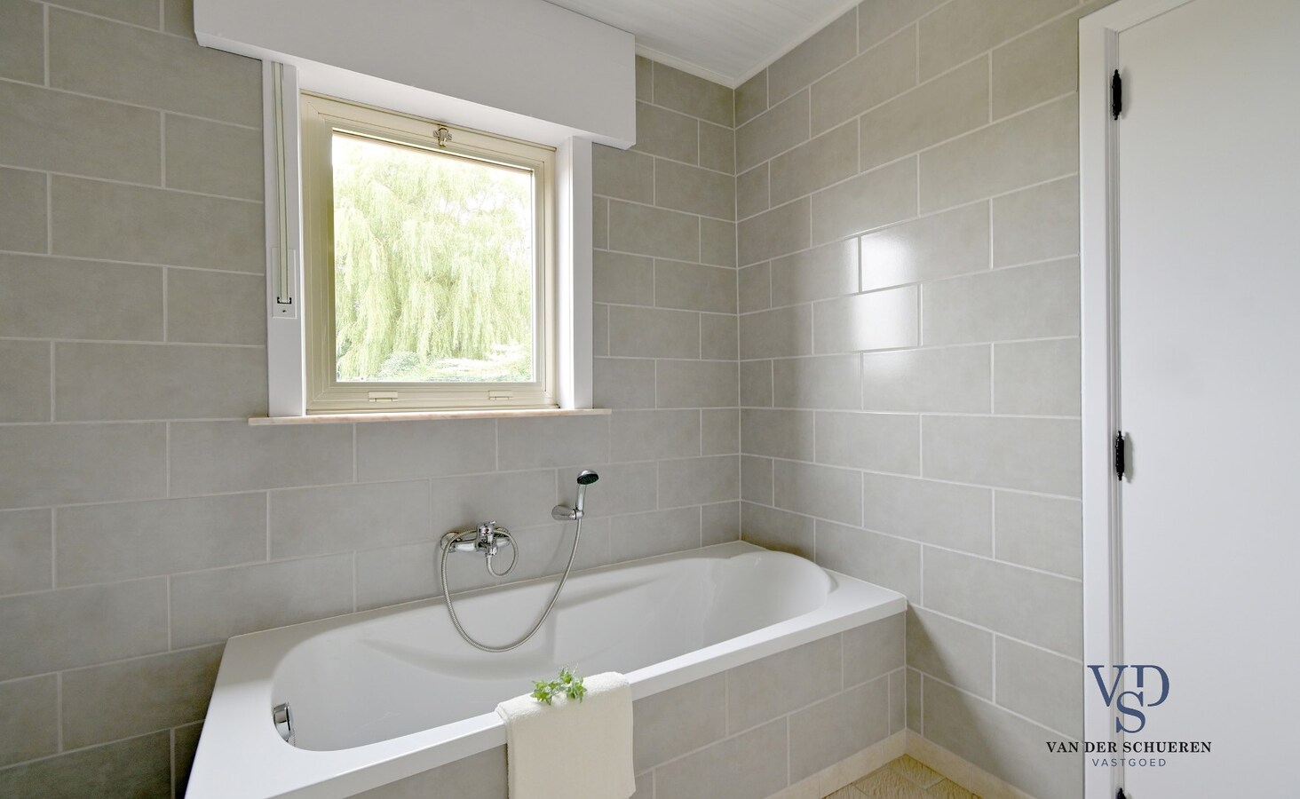 Ruime, degelijke woning 