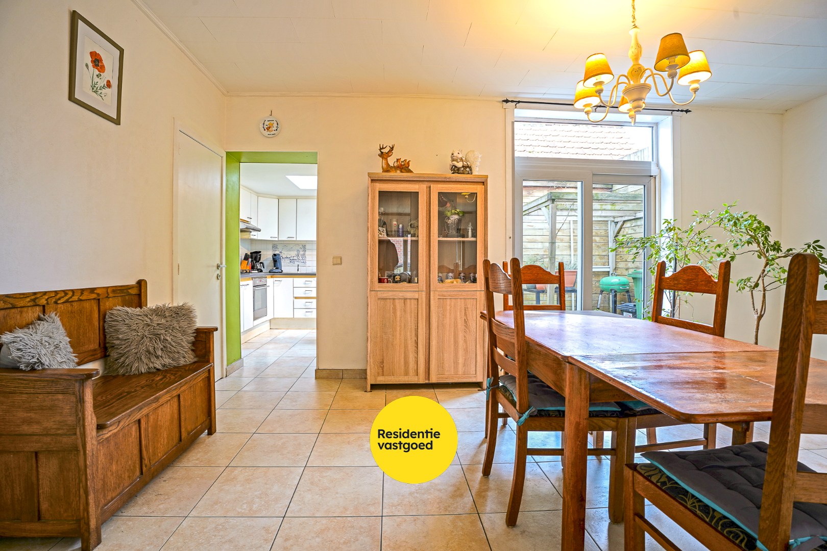 Instapklare woning in hartje Diksmuide, met zicht op het stadspark! 