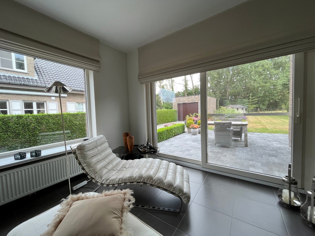 Ruime woning in het groene Zevergem, vlakbij Gent 