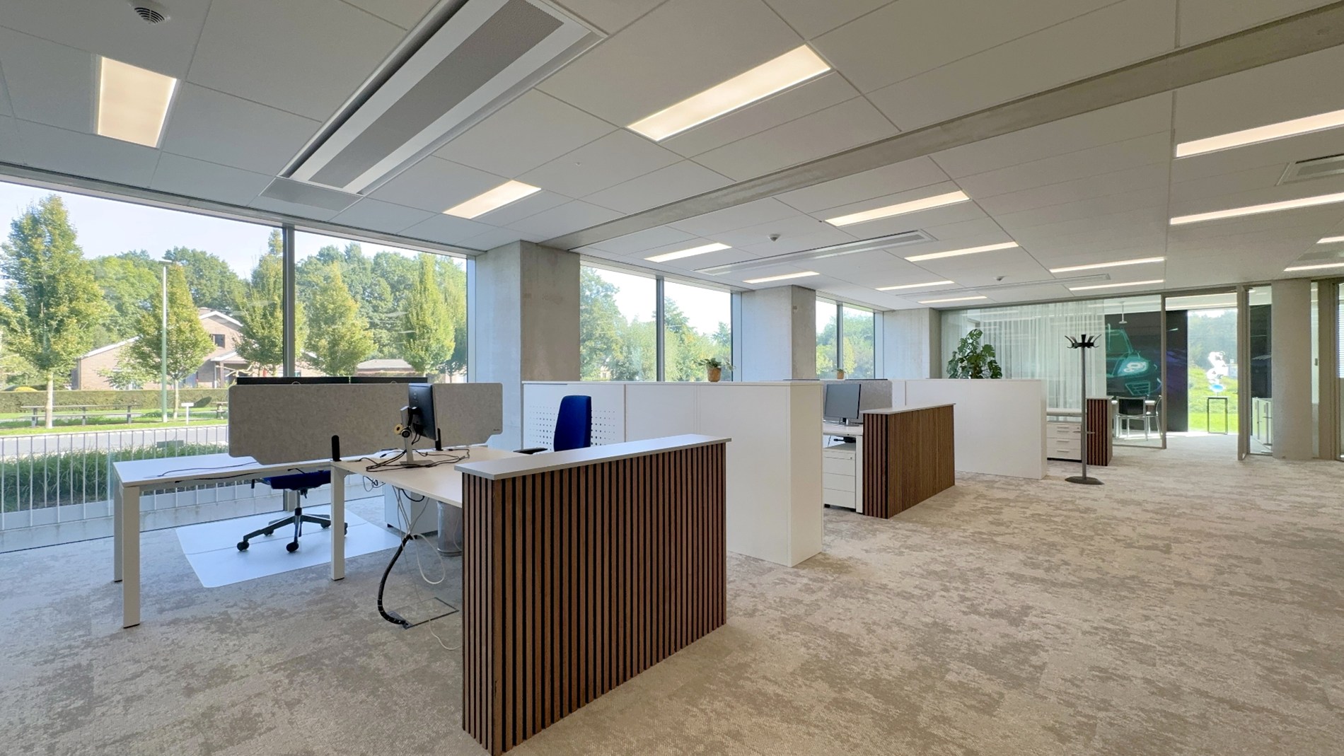 Energiezuinige kantoren te huur in Office Park aan E17 te Lokeren
