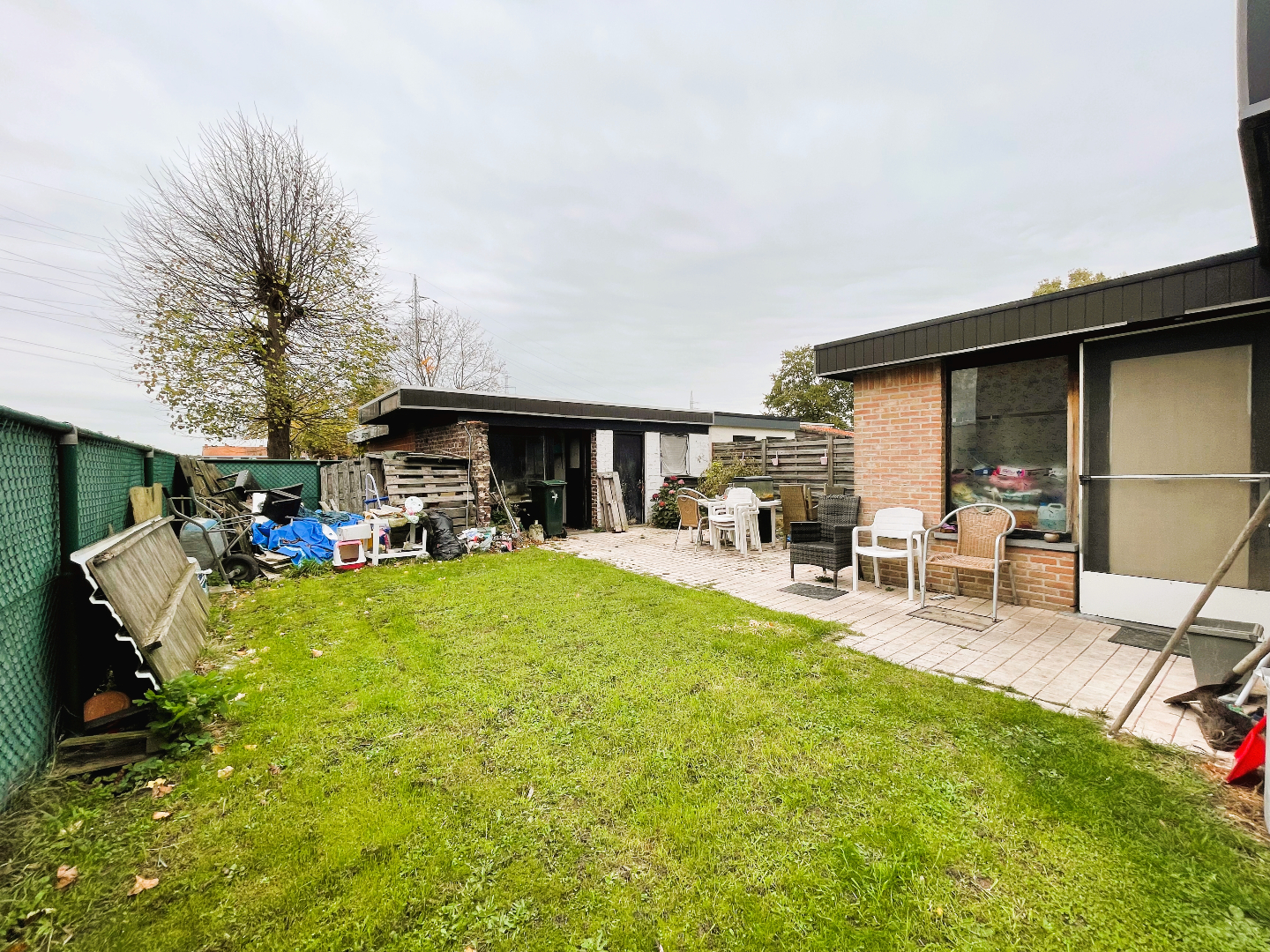 Halfopen woning met rustige ligging 