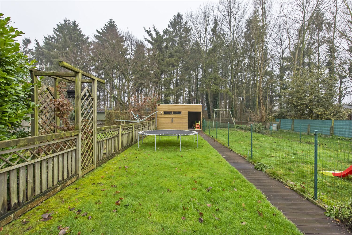 Schitterende woning op toplocatie, met tuin en 4 slaapkamers 