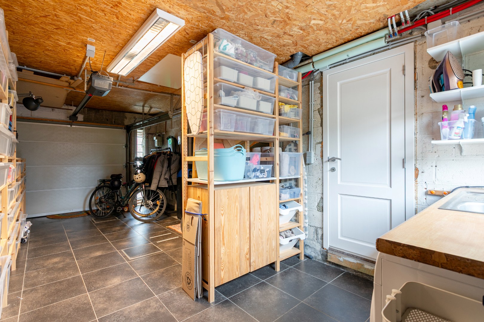 Instapklare woning met 3 slpk en garage te Alsemberg 