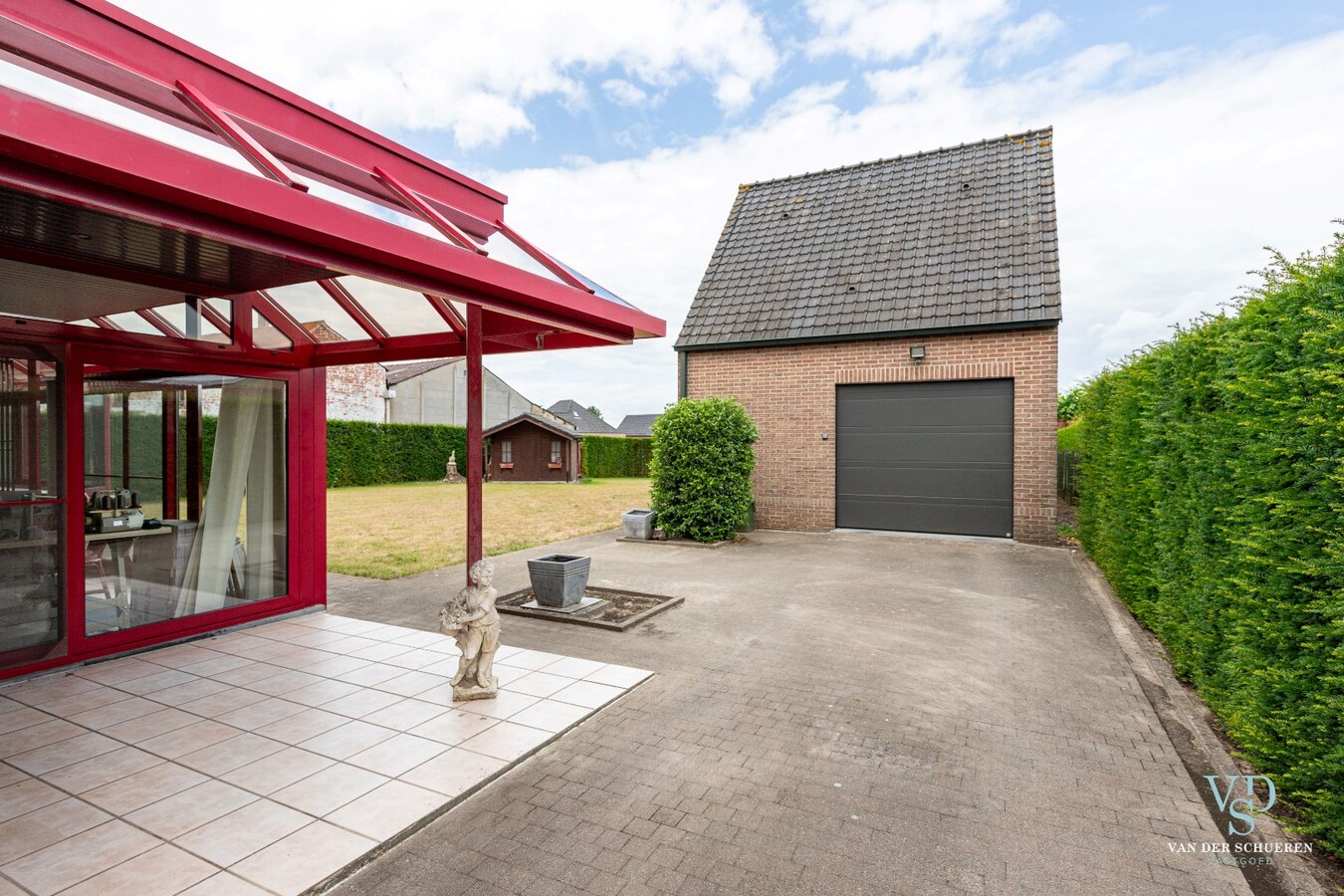 Degelijke, eigentijdse villa 