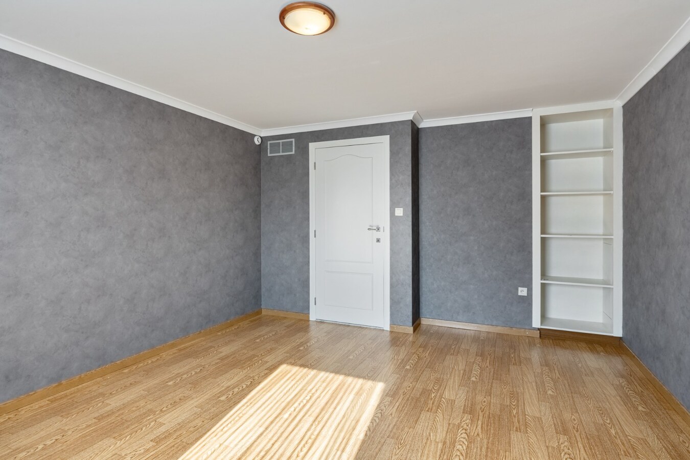 Comfortabele woning met sterke energieprestatie (label A), in landelijk woongebied. 