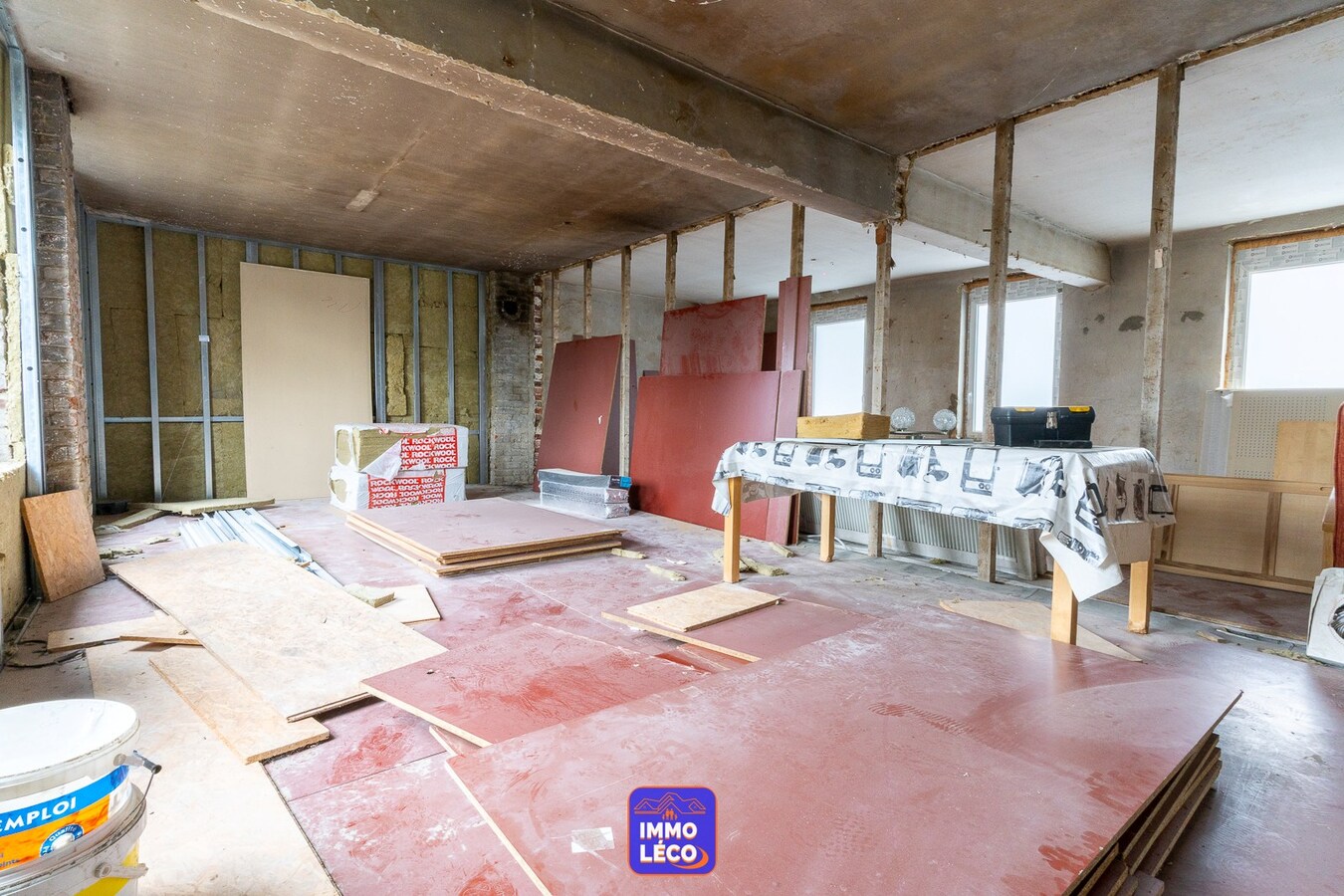 Grande maison d'habitation avec jardin, EXCELLENT POTENTIEL ! 