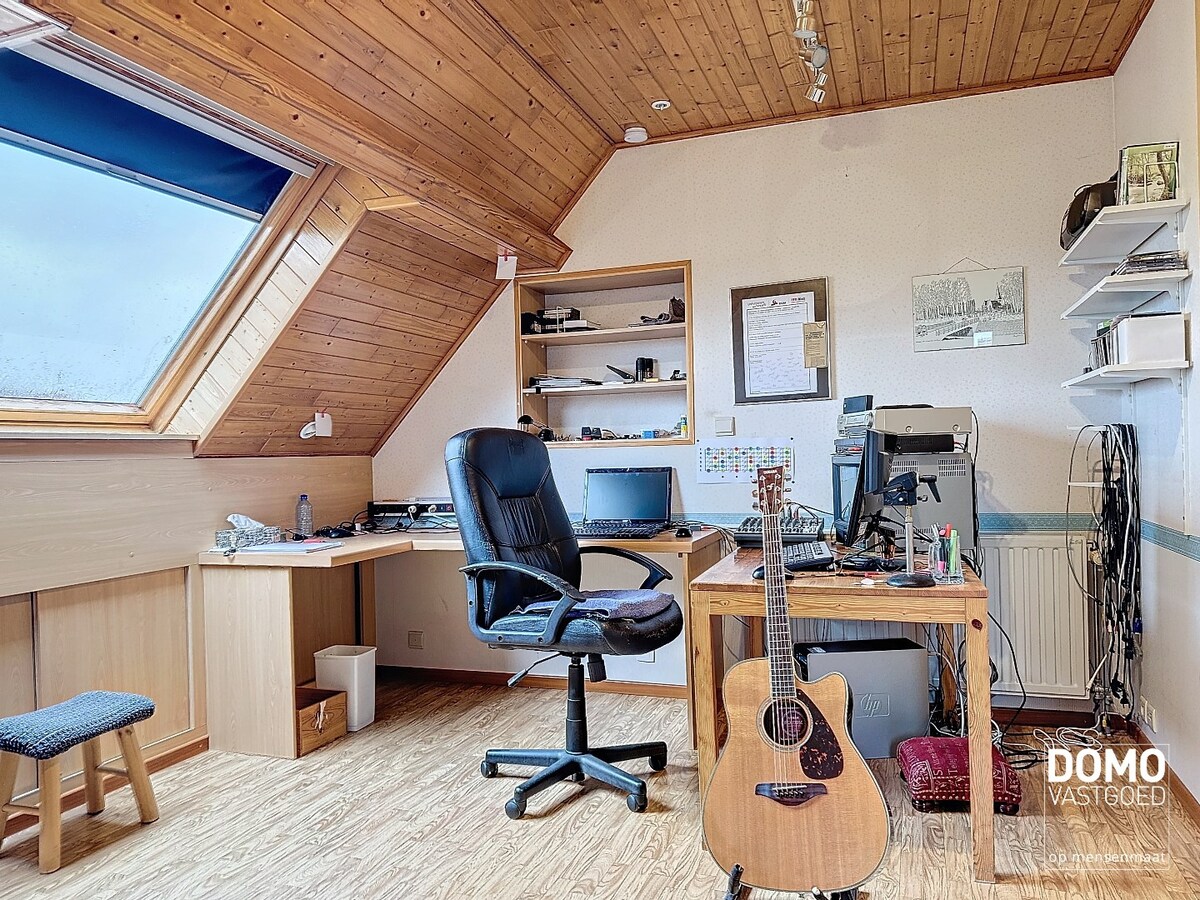 Ruime woning te Kuringen met een mooi groen uitzicht en EPC label C 