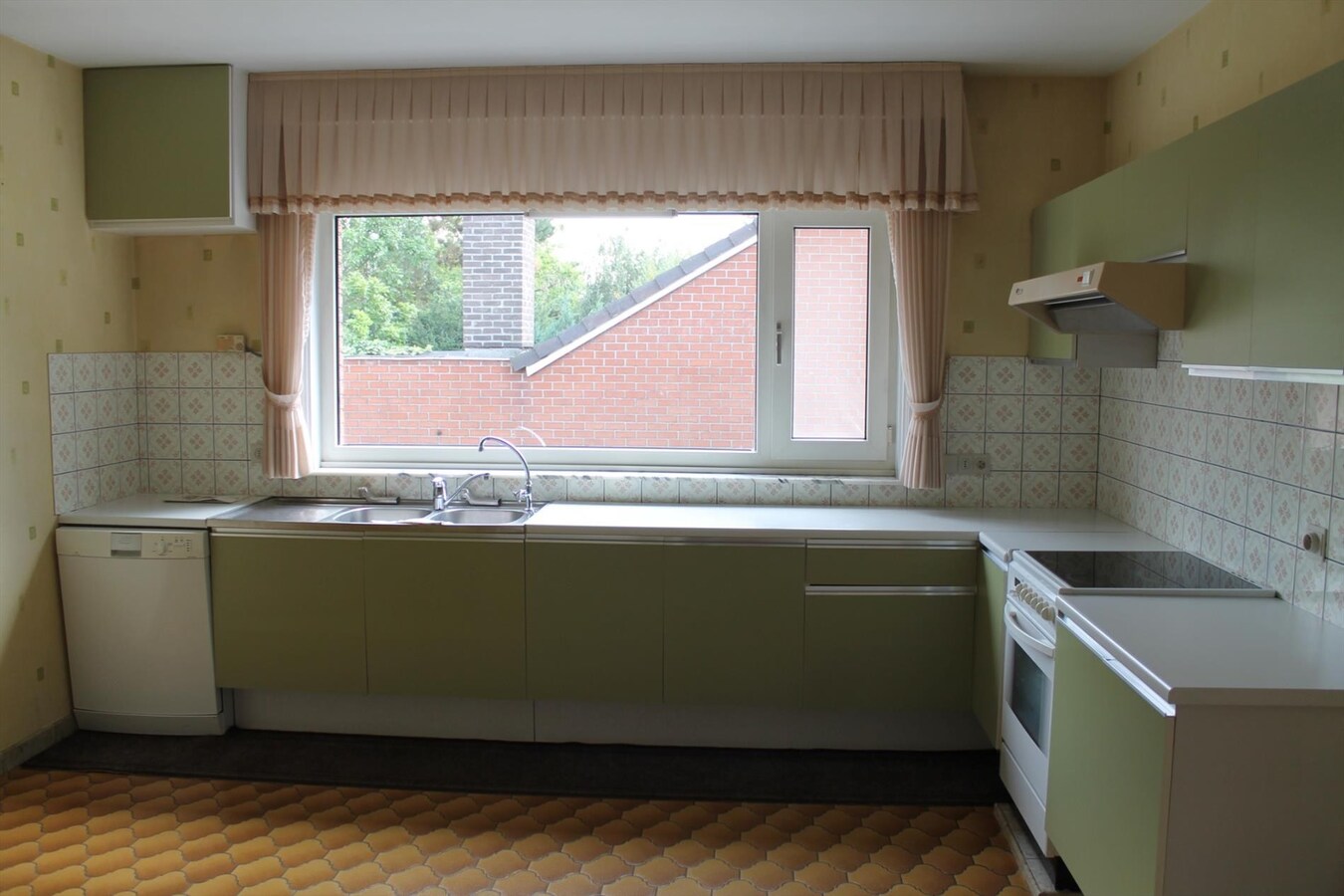 Charmante halfopen woning met 2 slaapkamers 