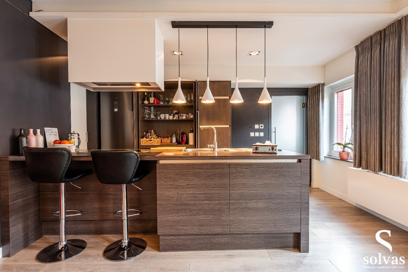 Uniek pand in het hart van Maldegem – wonen en werken onder één dak! 