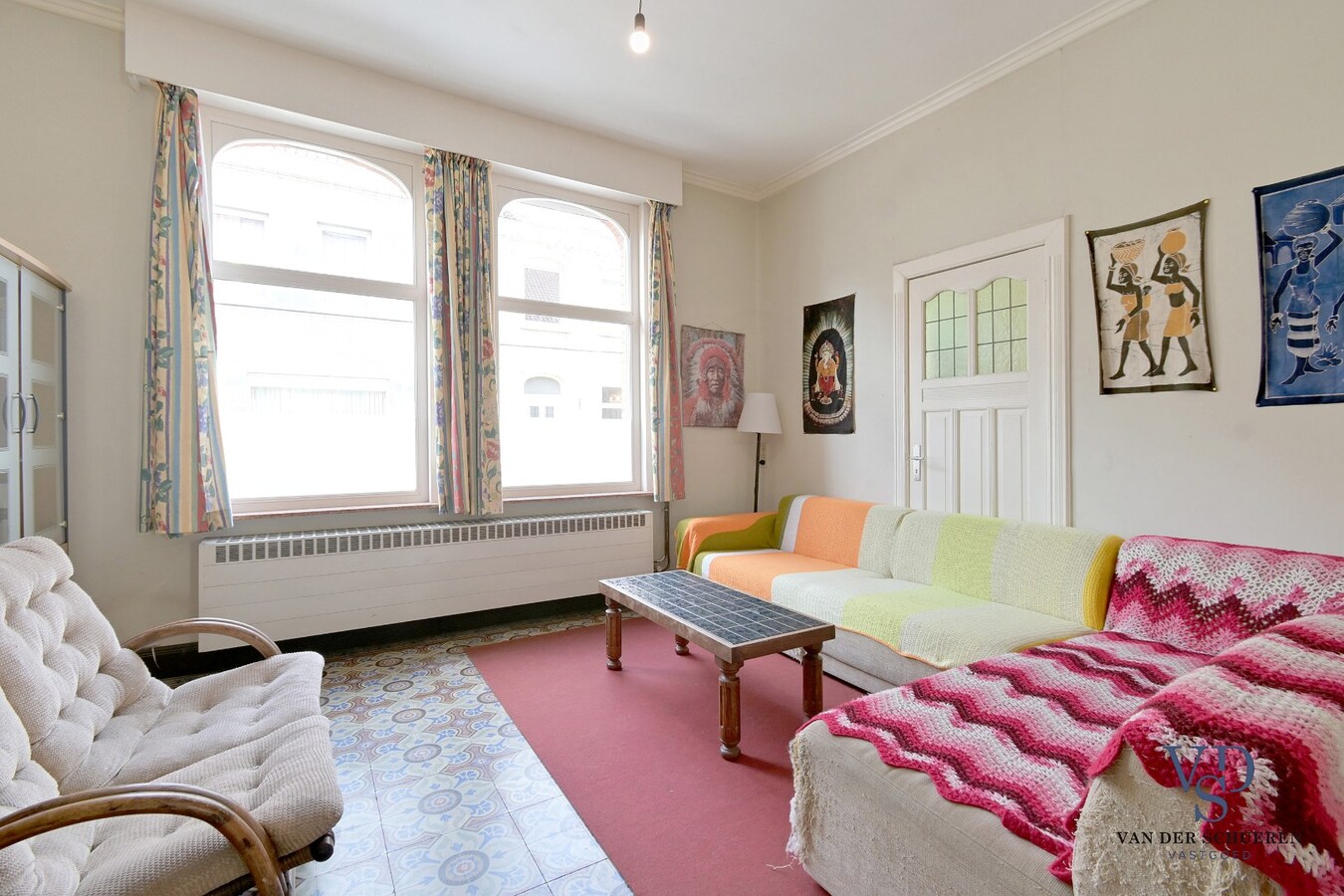 Ruime woning met opslagruimte 