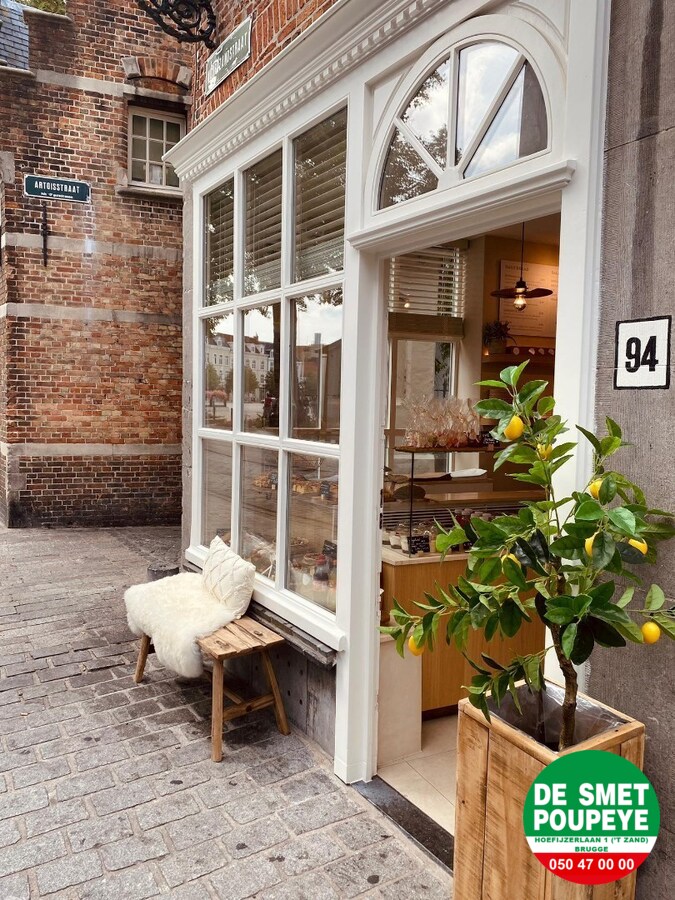 Instapklaar en ingericht handelspand 