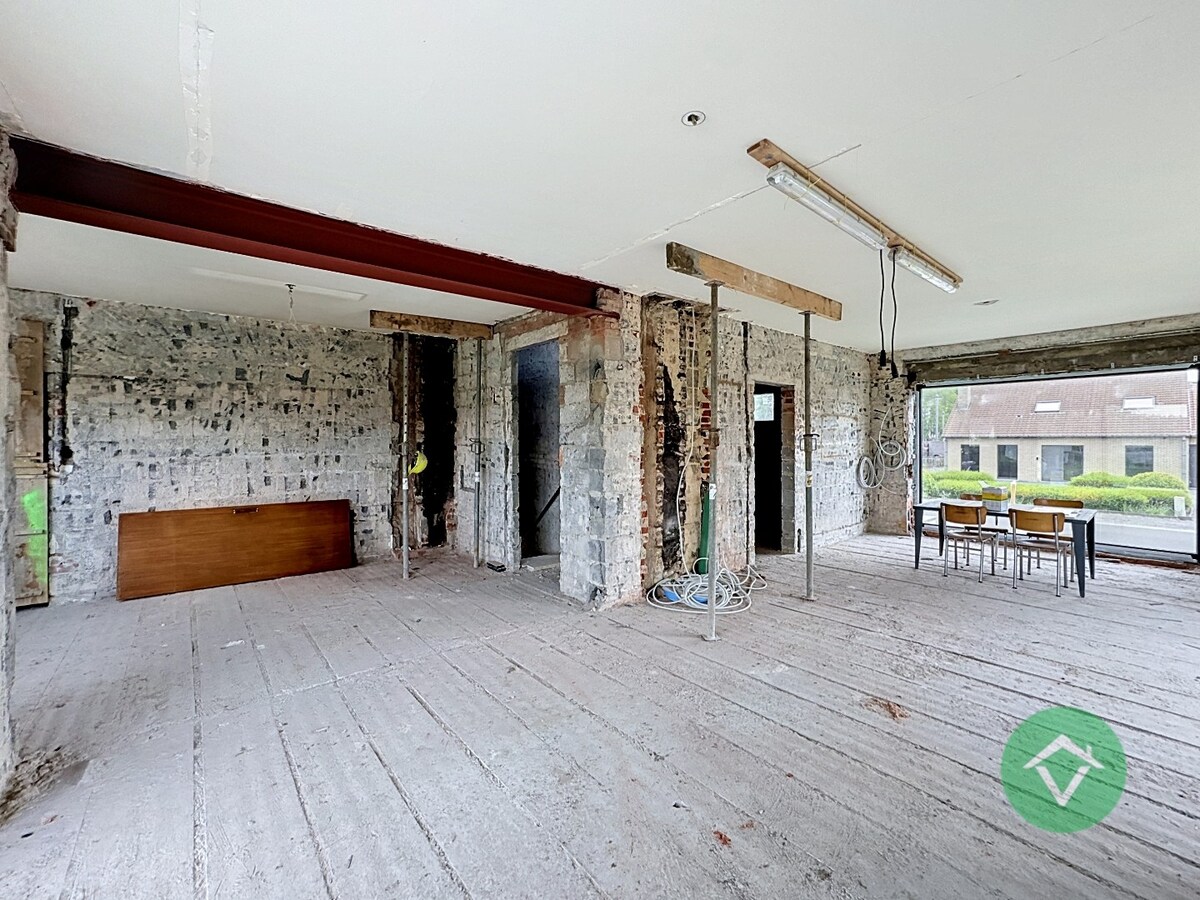 Alleenstaande statige woning met tuin te Veldegem 
