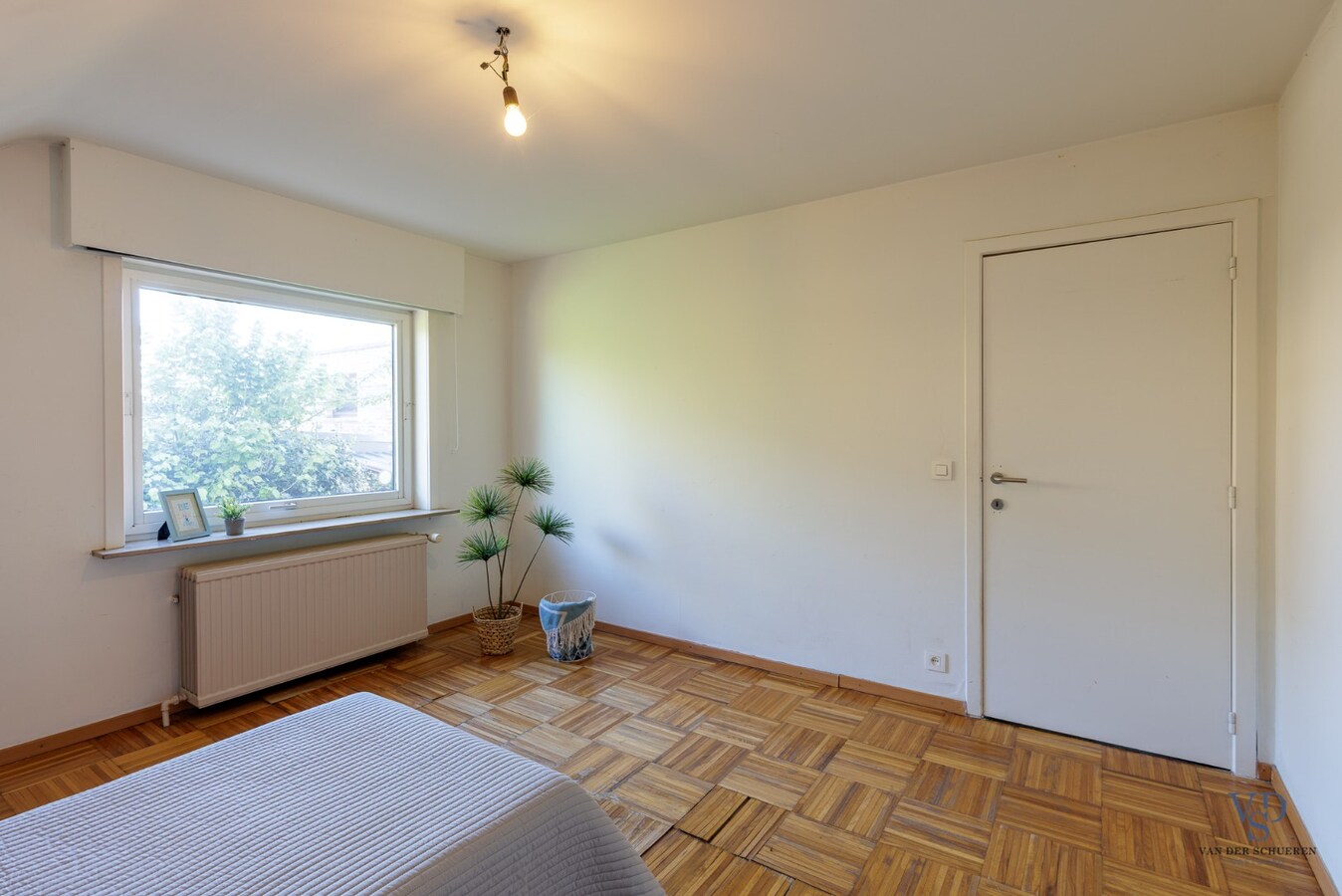 Tijdloze villa met zicht op groen. 